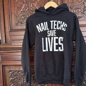 Gildan Black Heavy Blend Hoodie small 
Nail Techs Save Lives cotton poly blend
